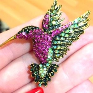 🦚 Austrian Crystal Humming Bird Brooch Pin New/Old Store Backstock